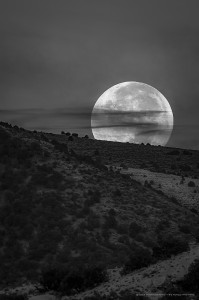 Full Moon Setting - MADOGRAPHY by Doug Mayhew | Madographer